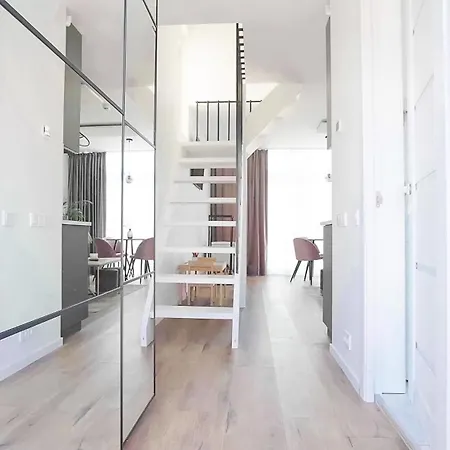 Namas Su Privaciu Baseinu, Sauna Ir Kubilu!